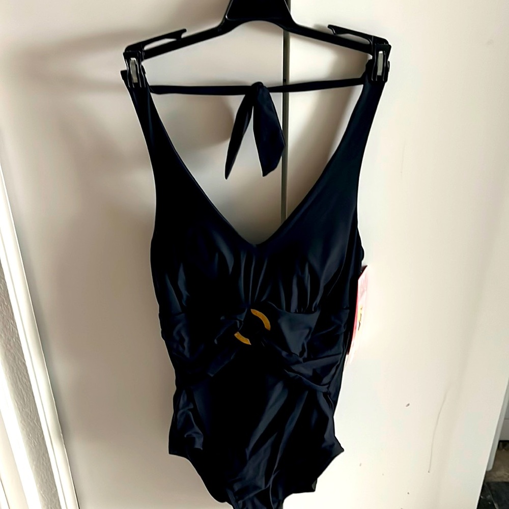 Spanx bathing suit size 8 new with tags